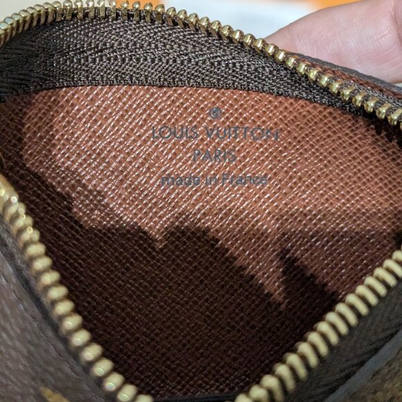 Louis Vuitton key pouch - Picture 8 of 8